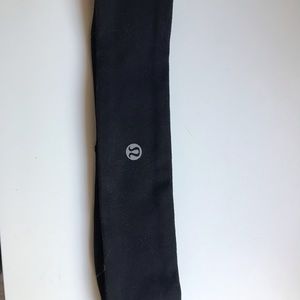 Lululemon Fly Way Tamer Headband